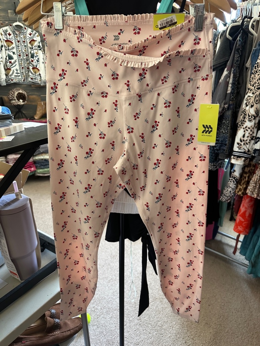 Everyday Soft Crossover Legging Light Pink XL NWT - Picture 3 of 5